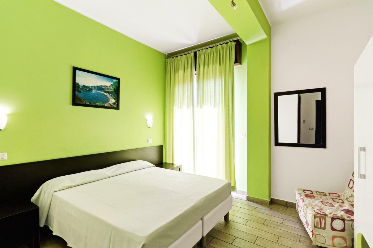 Seaview Terrace Sunny Apartment 지아르디니낙소스 외부 사진